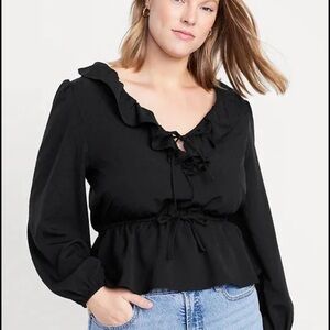 Old Navy Elegant Black Ruffle Women's Top Size Medium NWT